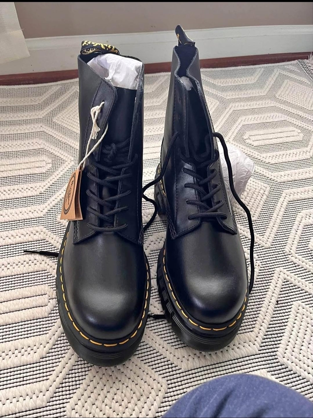 Dr. Martens Black Leather Lace-Up Boots New Size 9